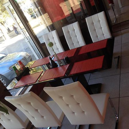 Hotel Elena Veliko Tarnovo Luaran gambar