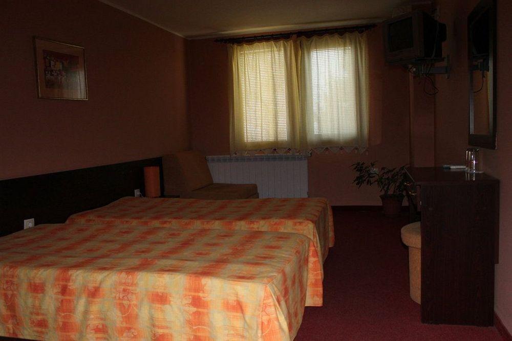 Hotel Elena Veliko Tarnovo Luaran gambar