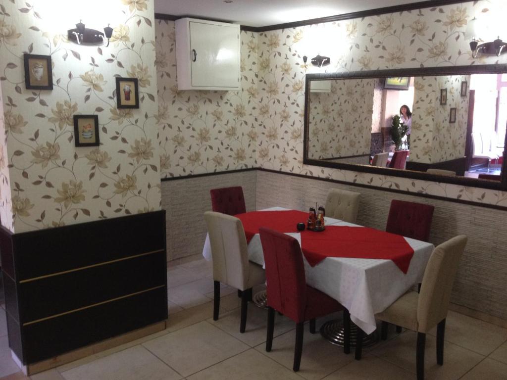Hotel Elena Veliko Tarnovo Luaran gambar