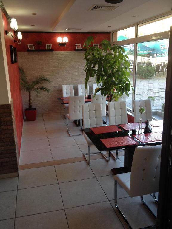 Hotel Elena Veliko Tarnovo Luaran gambar