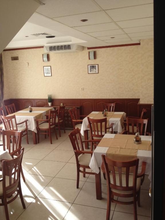 Hotel Elena Veliko Tarnovo Luaran gambar