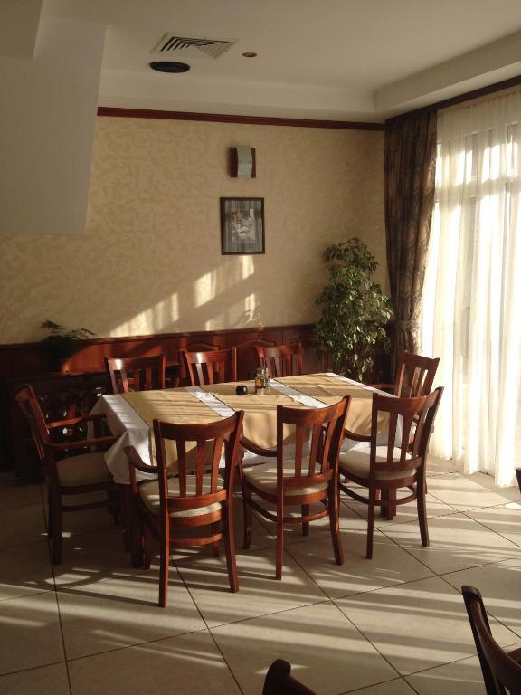 Hotel Elena Veliko Tarnovo Luaran gambar