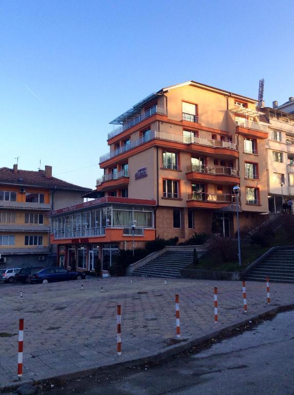 Hotel Elena Veliko Tarnovo Luaran gambar