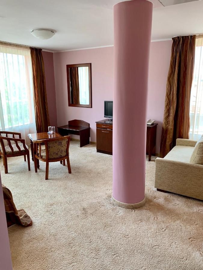 Hotel Elena Veliko Tarnovo Luaran gambar