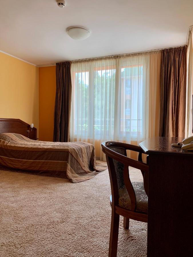 Hotel Elena Veliko Tarnovo Luaran gambar