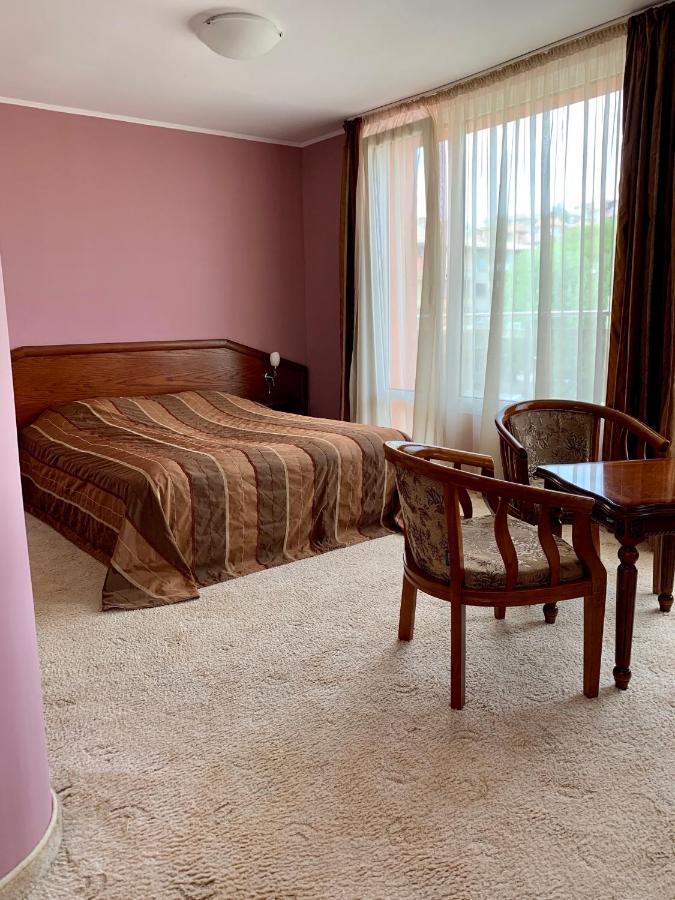 Hotel Elena Veliko Tarnovo Luaran gambar