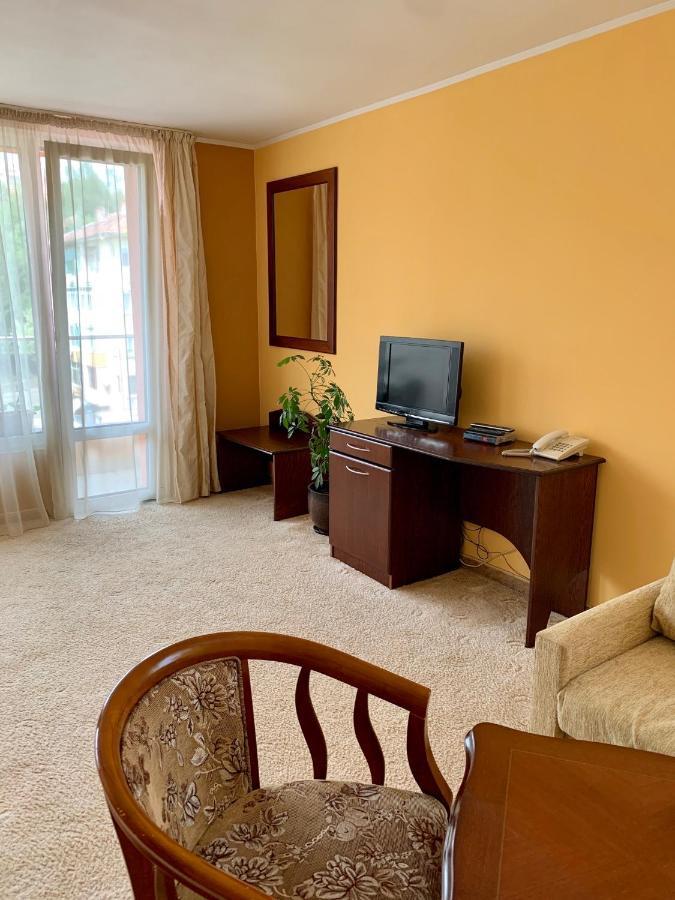 Hotel Elena Veliko Tarnovo Luaran gambar