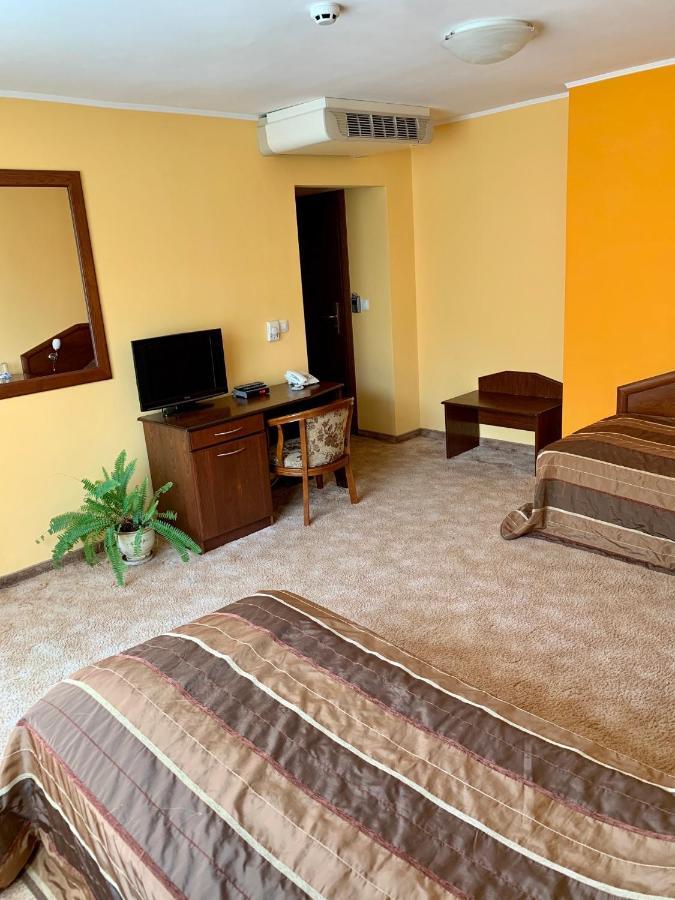 Hotel Elena Veliko Tarnovo Luaran gambar