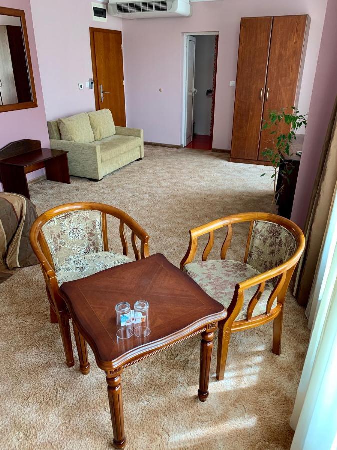 Hotel Elena Veliko Tarnovo Luaran gambar